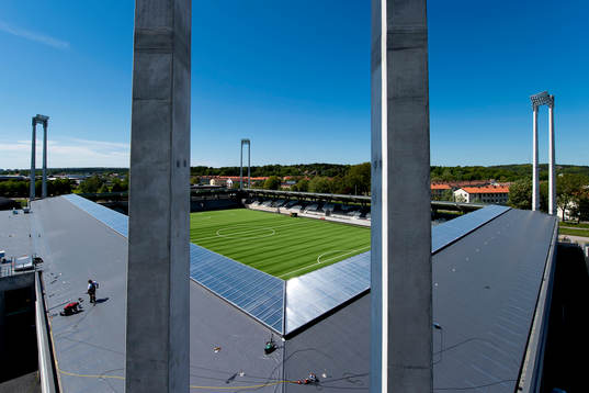 Häckens nya hemmaarena Bravida Arena fotograferad