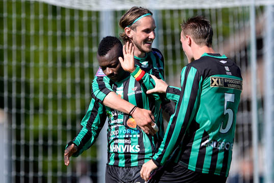Varbergs Thomas Boakye jublar