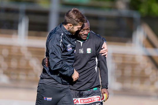 Varbergs Thomas Boakye kramas om av ass tränare Igor Krulj