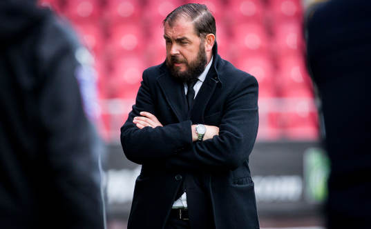 Örebros tränare Alexander Axén deppar