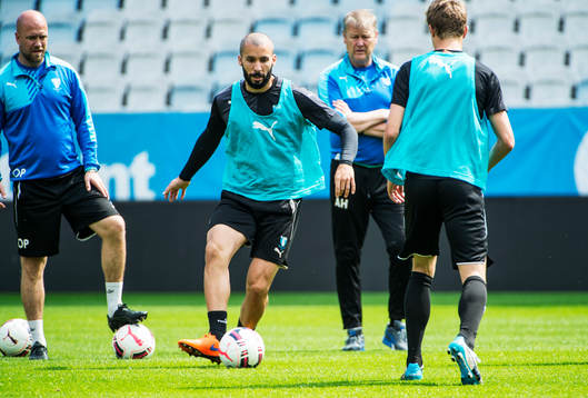 Guillermo Molins med tränarna Olof Persson och  Åge