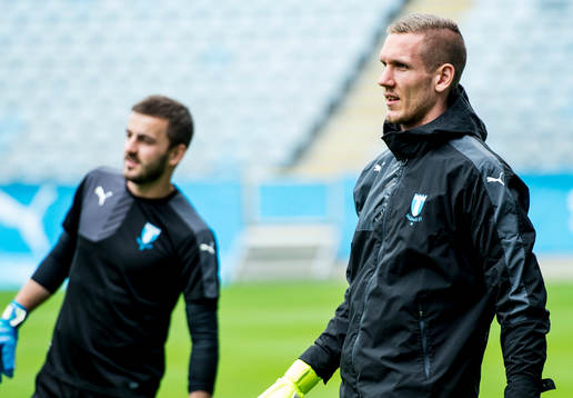 Målvakterna Robin Olsen och Zlatan Azinovic