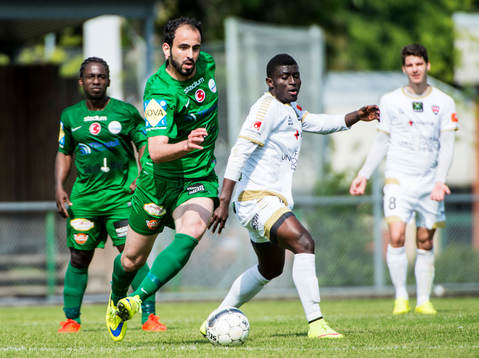 Prespa Birliks Ahmad Mohamad mot FC Rosengårds Lawrence