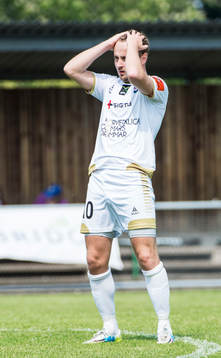 FC Rosengårds Alvedin Nezirovac deppar