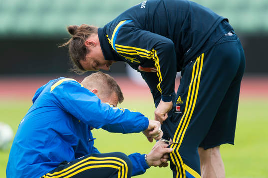 Sveriges Zlatan Ibrahimovic vill ha shorts så då klipps