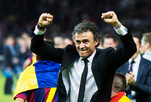 Barcelonas tränare Luis Enrique jublar