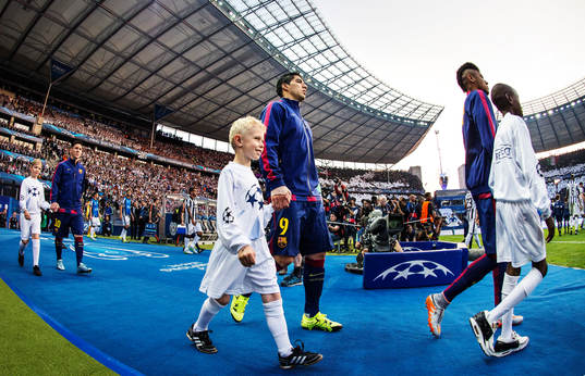 Barcelonas Lionel Messi, Luis Suarez och Neymar gör entré