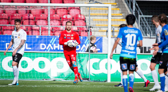 Örebros målvakt Oscar Jansson