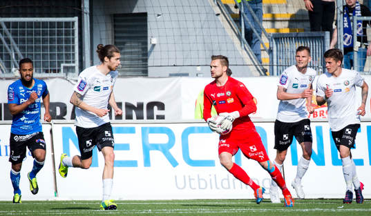 Örebros målvakt Oscar Jansson