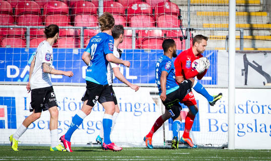 Örebros målvakt Oscar Jansson