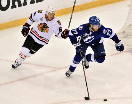Lightning defenseman Victor Hedman (77) clears the puck
