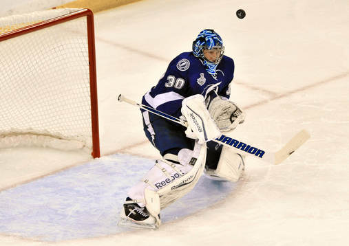 Lightning goalie Ben Bishop deflects a shot