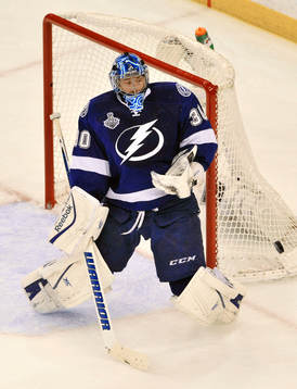 Lightning goalie Ben Bishop deflects a shot