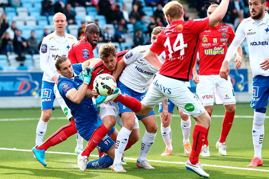 Rörigt i Norrköping målområde och målvakt David Mitov