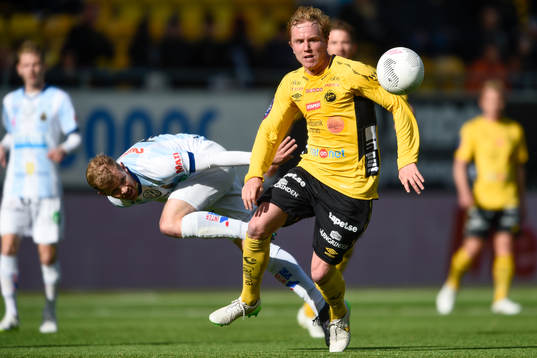 Elfsborgs Simon Lundevall och Gefles Johan Bertilsson