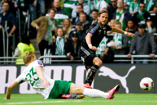 IFK Göteborgs Tom Pettersson och Hammarbys Lars Saetra