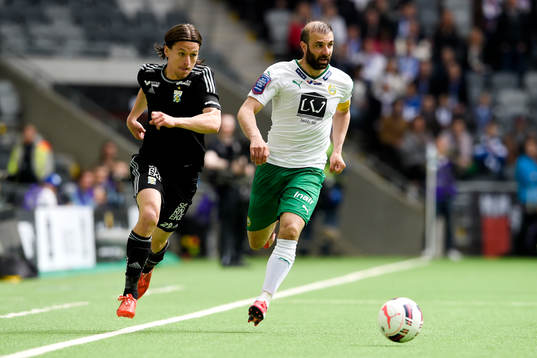 IFK Göteborgs Lasse Vibe och Hammarbys Kennedy Bakircioglu
