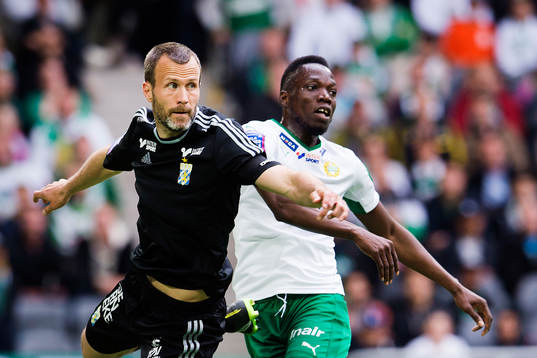 IFK Göteborgs Hjalmar Jonsson och Hammarbys Amadaiya Rennie