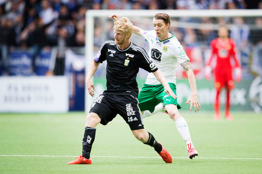 IFK Göteborgs Thomas Mikkelsen och Hammarbys Birkir Már