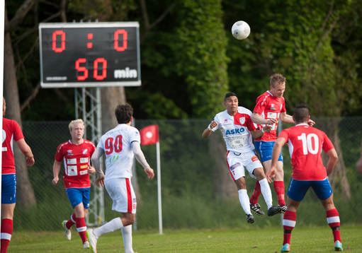 Duell vid matchuret, Höganäs Fredrik Svanbäck och