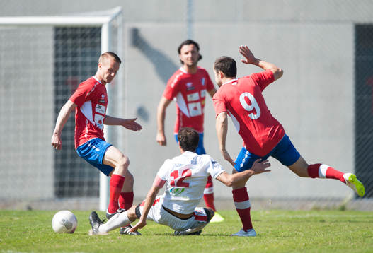 Tre mot en i matchen i division 2 Västra Götaland mellan