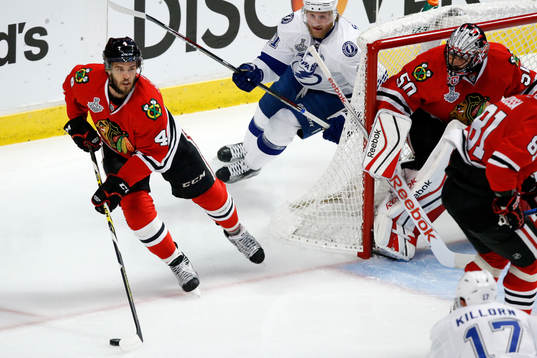 Chicago Blackhawks defenseman Niklas Hjalmarsson (4) skates