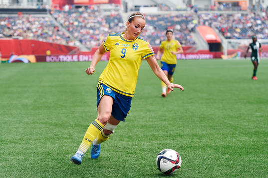 Sveriges Kosovare Asllani