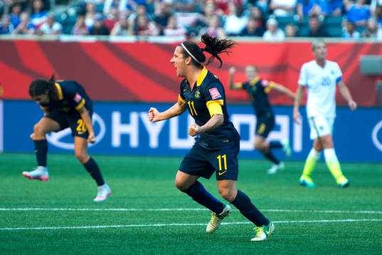 Australiens Lisa De Vanna jublar
