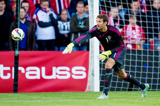 Sveriges målvakt Andreas Isaksson