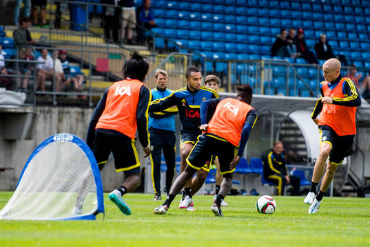 Sveriges Isaac Kiese-Thelin och Sebastian Holmen
