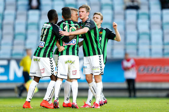 GAIS Patrik Ingelsten kramas om