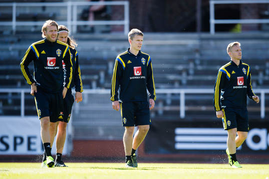 Sveriges Ola Toivonen, Jonas Olsson och Pontus Wernbloom och