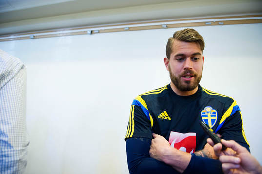Sveriges Kristoffer Nordfeldt  blir intervjuad