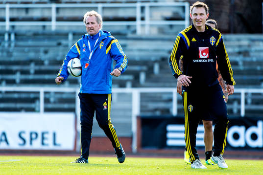 Sveriges förbundskapten Erik Hamrén och Kim Källström