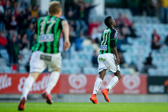 GAIS Kieron Cadogan jublar
