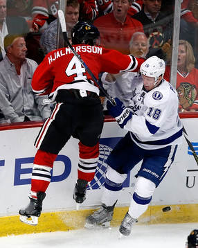 Chicago Blackhawks defenseman Niklas Hjalmarsson (4) and