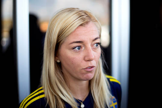 Sveriges Linda Sembrant blir intervjuad