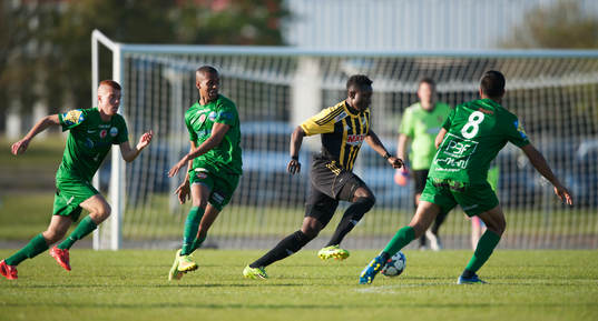 IFK Hässleholms Waxiu Shehu i slutminuten i DM-matchen