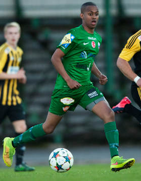 Prespa Birliks Edafe Egbedi i DM-matchen mellan IFK