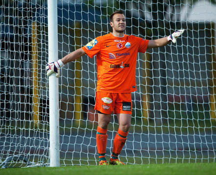 Prespa Birliks målvakt Nicolas Polakof i DM-matchen mellan
