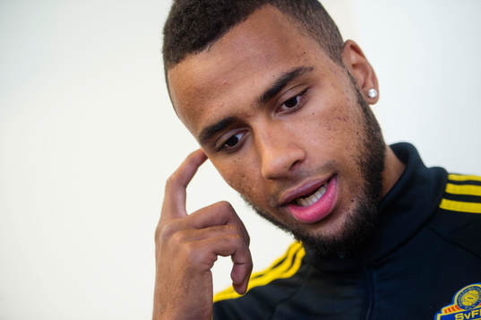 Sveriges Isaac Kiese Thelin
