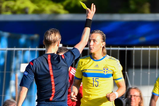 Sveriges Kristoffer Olsson varnas