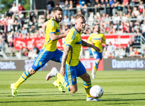 Sveriges Mikael Ishak och John Guidetti