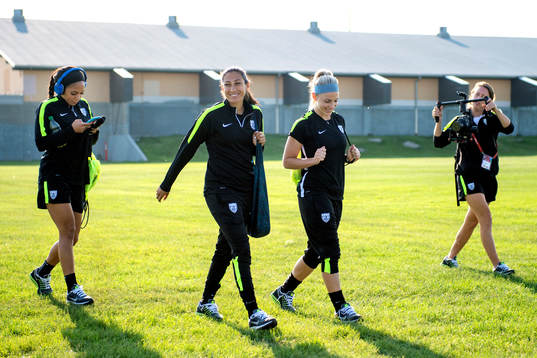 s  Sydney Leroux, Christen Press och Julie Johnston