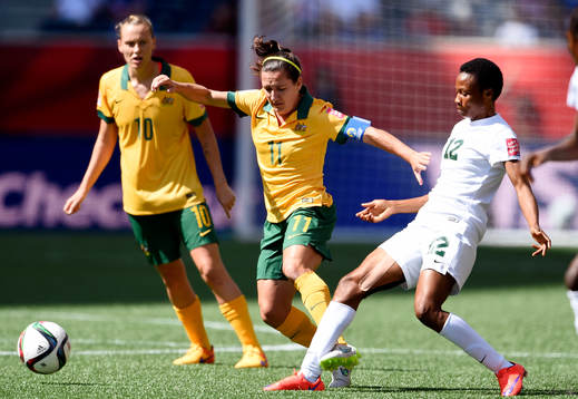 Australiens Emily van Egmond, Lisa De Vanna och Nigerias