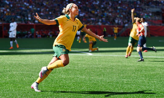 Australiens Kyah Simon jublar
