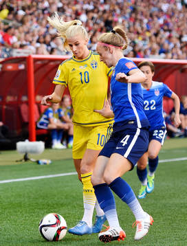 s Becky Sauerbrunn