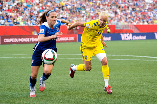 s Lauren Holiday och Sveriges Caroline Seger