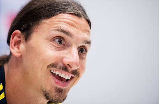 Zlatan Ibrahimovic på en presskonferens