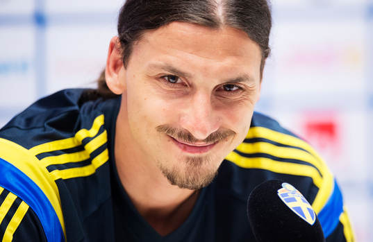 Zlatan Ibrahimovic på en presskonferens